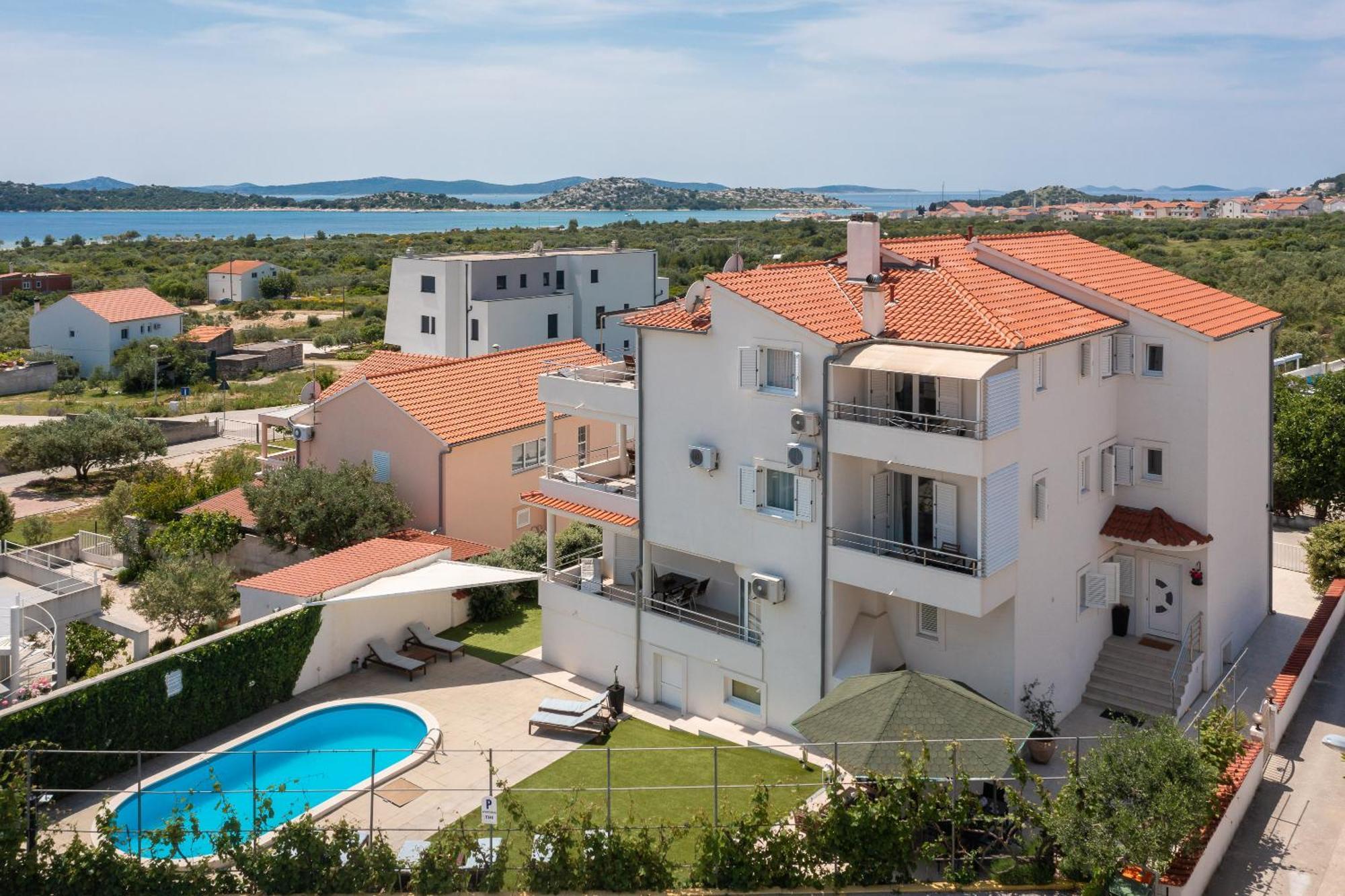 Sea View Apartments Tihi II Vodice Eksteriør billede