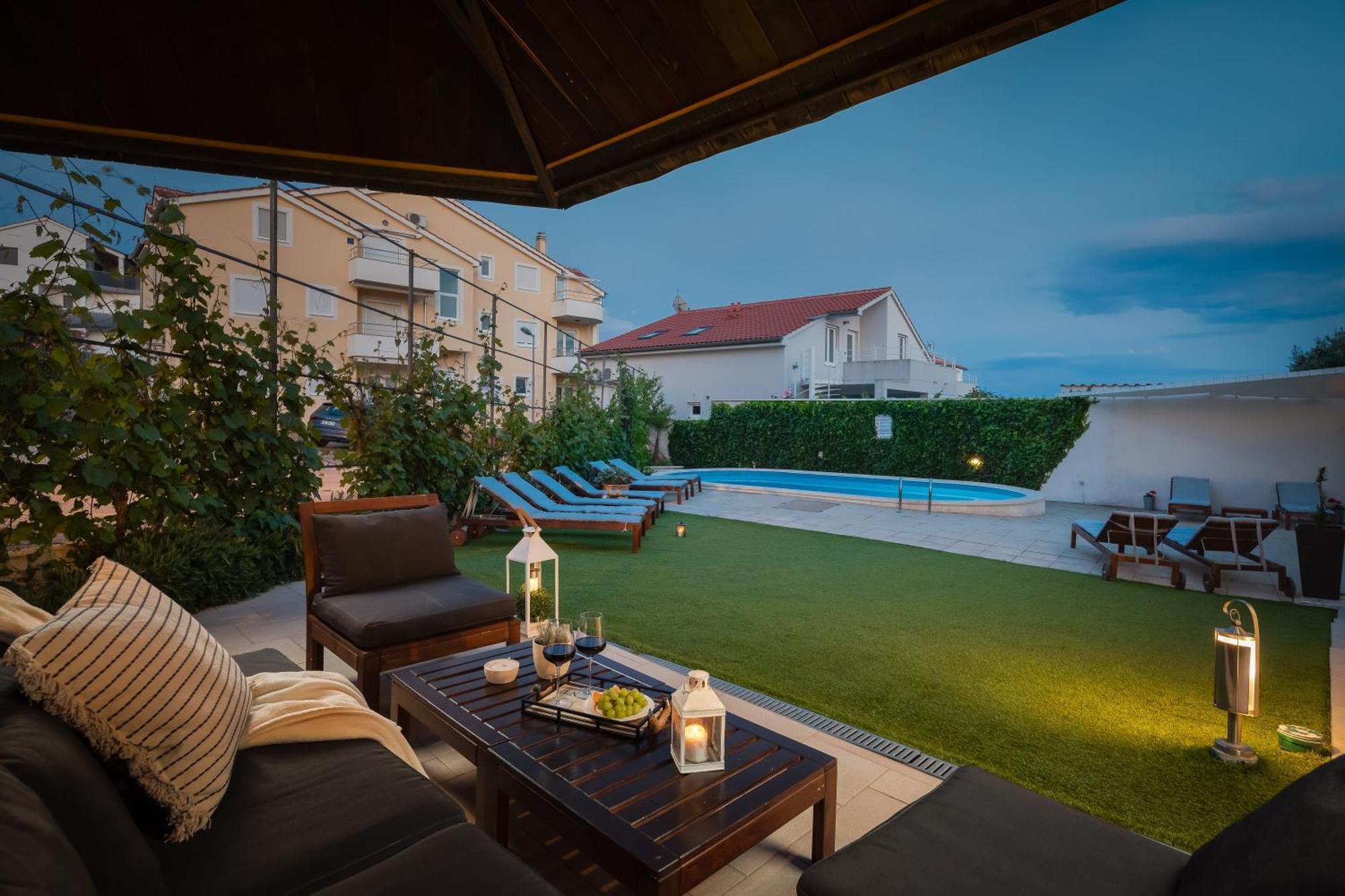 Sea View Apartments Tihi II Vodice Eksteriør billede