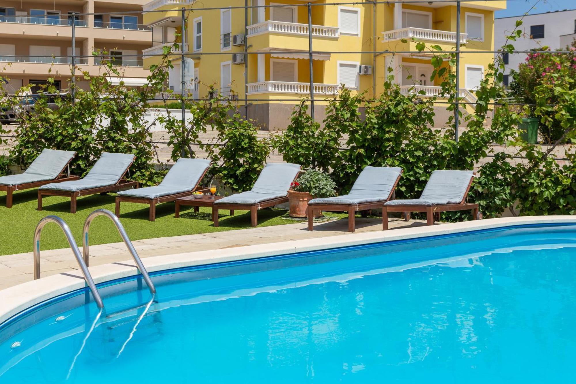 Sea View Apartments Tihi II Vodice Eksteriør billede