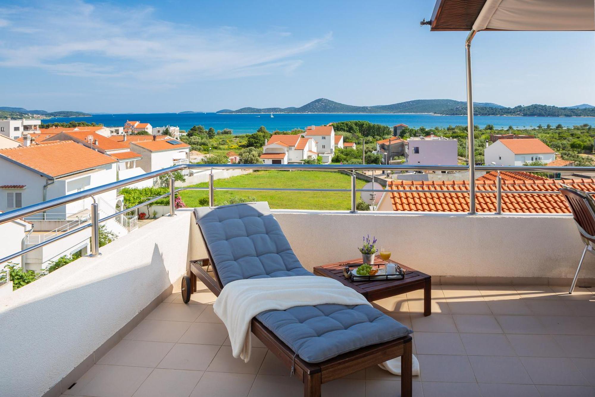 Sea View Apartments Tihi II Vodice Eksteriør billede