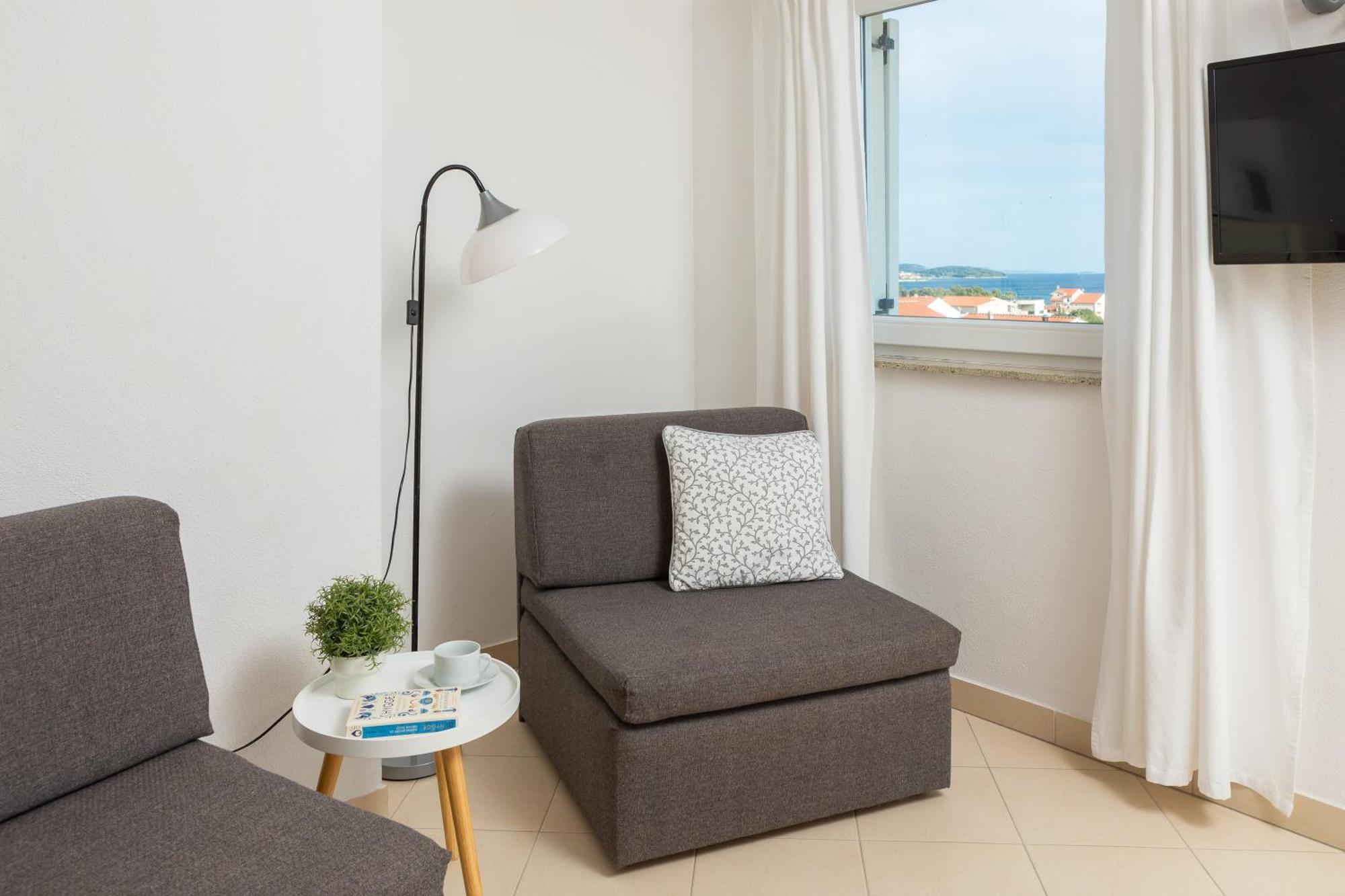 Sea View Apartments Tihi II Vodice Eksteriør billede