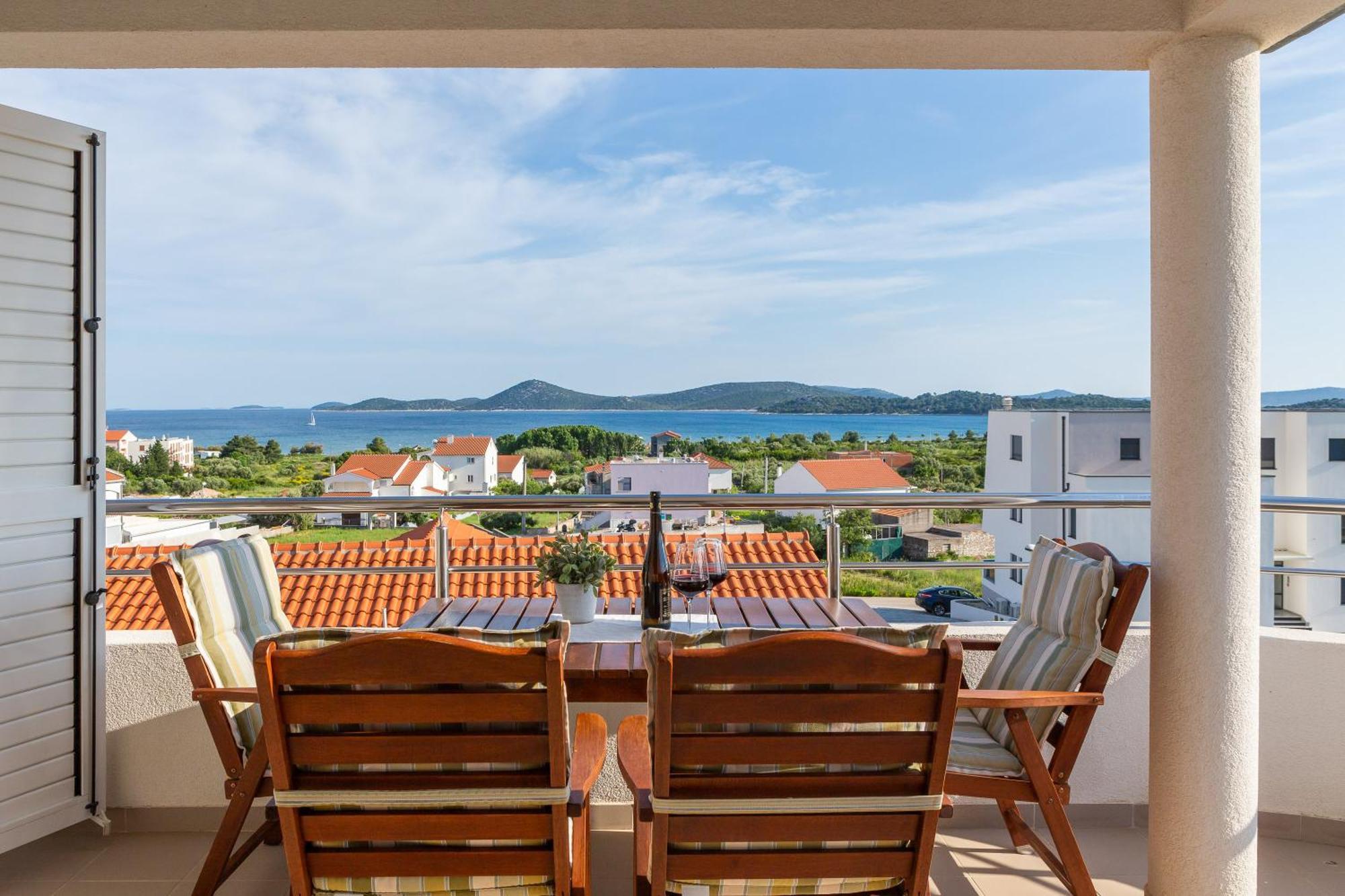 Sea View Apartments Tihi II Vodice Eksteriør billede